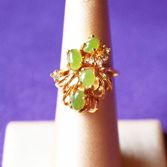 Jewelry - Vintage 1980s Jade Gemstone Cocktail Ring, Size 5
